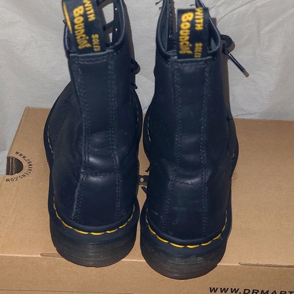 Women's Leather Lace-up Boots - Picture 5 of 8